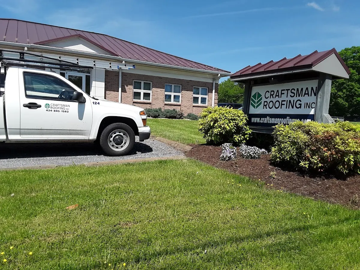 Quality Roof Replacement by experienced craftsmen in East Boxwood Estates